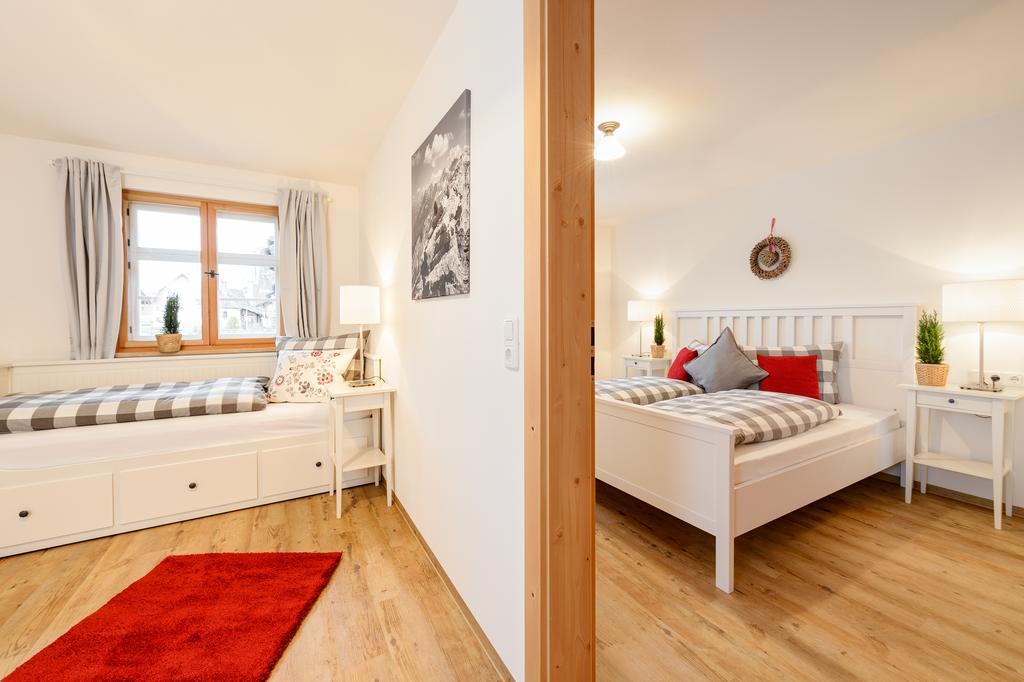 "Viktoria Ferienhaus" - Annehmlichkeiten Von 4-Sterne Familien-Und Wellnesshotel Viktoria Koennen Mitbenutzt Werden Oberstdorf Ngoại thất bức ảnh